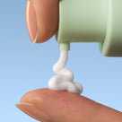 Oil Control Clearing Moisturiser Thumb 2